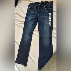 Express Mid Rise Barely Boot 4S Jeans